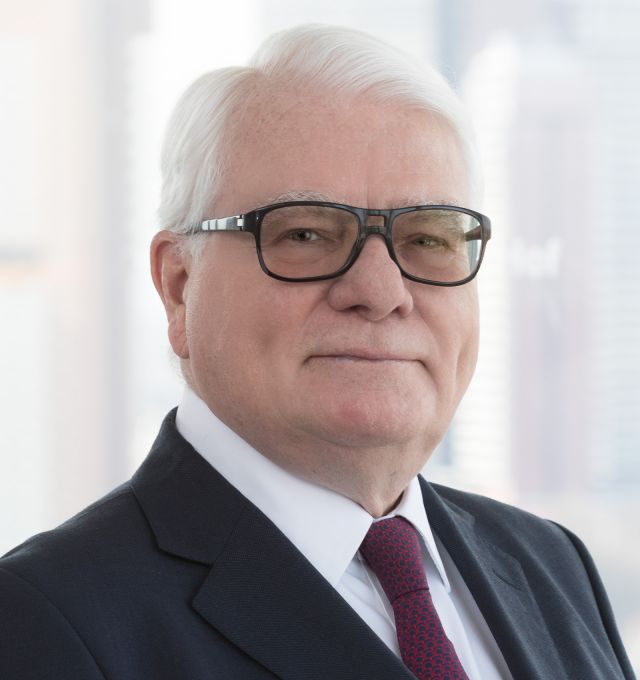  Dipl.-Ing. Roland Agne Gesellschafter 